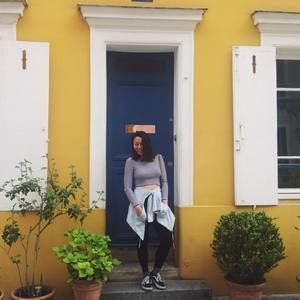 Meet your Posher, Aja